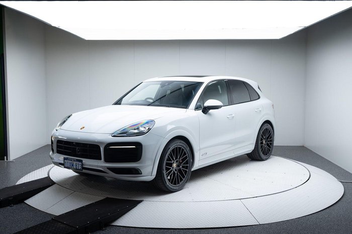 2022 Porsche Cayenne