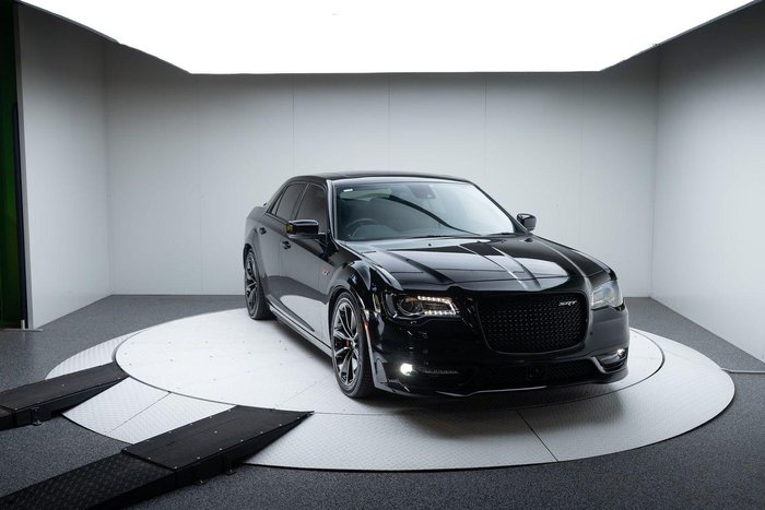 2021 Chrysler 300 SRT