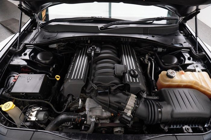 2021 Chrysler 300 SRT