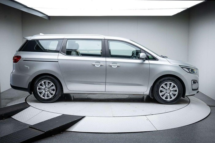 2018 Kia Carnival