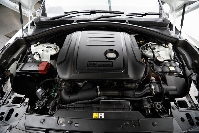2019 Land Rover Range Rover Velar D180 S