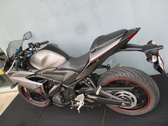 2016 Yamaha YZF-R3 Black