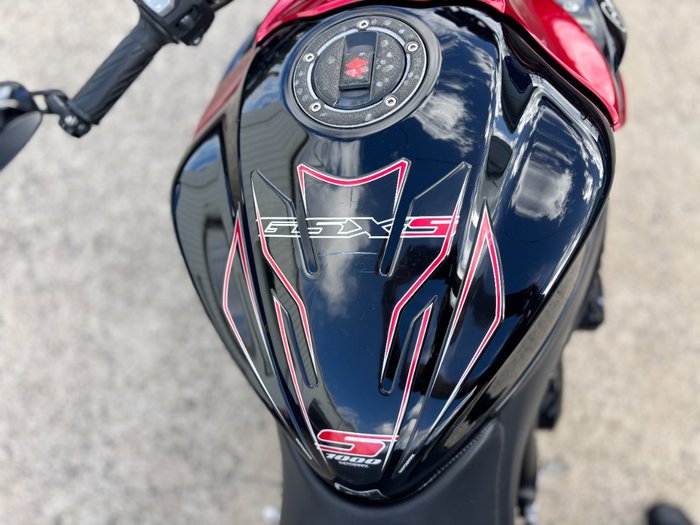 2015 Suzuki GSX-S1000 Red