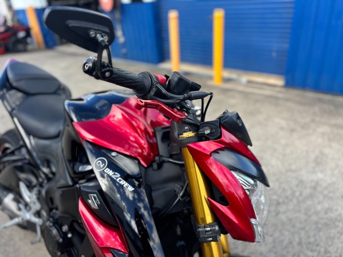 2015 Suzuki GSX-S1000 Red