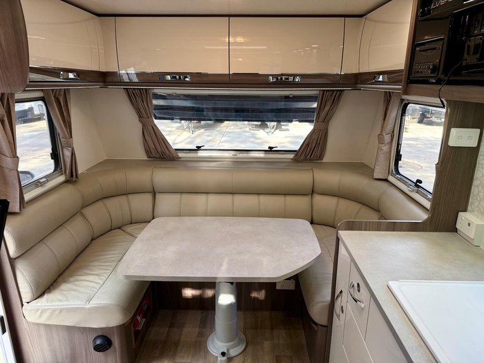 2018 Jayco Silverline Outback