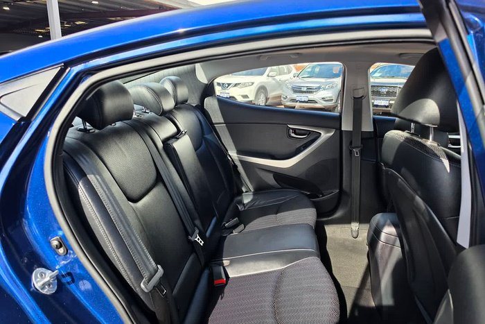2011 Hyundai Elantra Premium