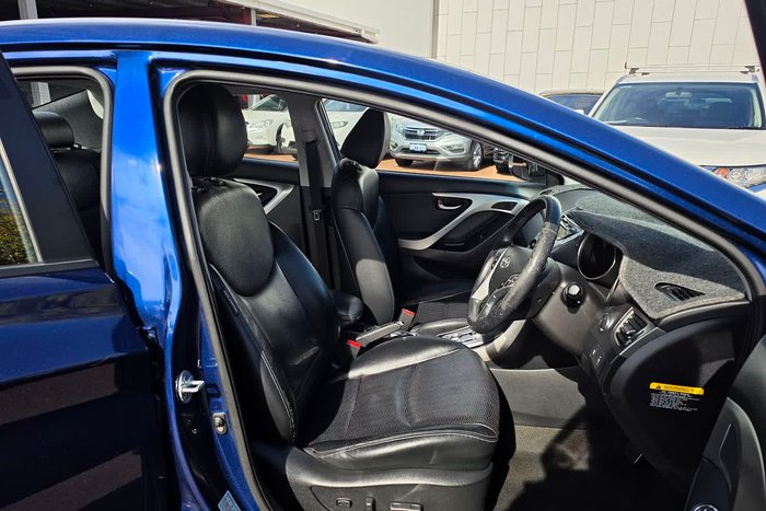 2011 Hyundai Elantra Premium
