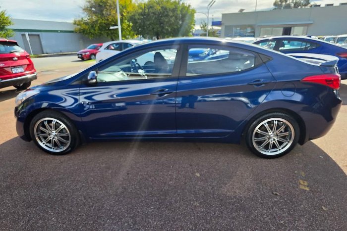 2011 Hyundai Elantra Premium