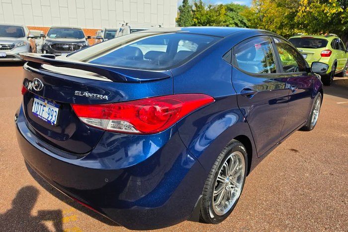 2011 Hyundai Elantra Premium