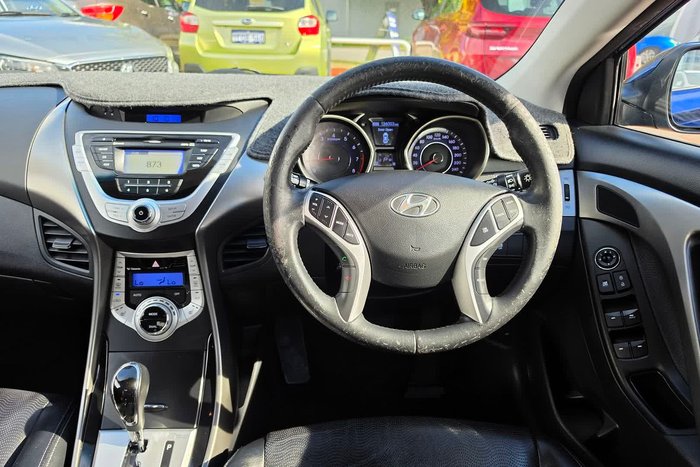 2011 Hyundai Elantra Premium