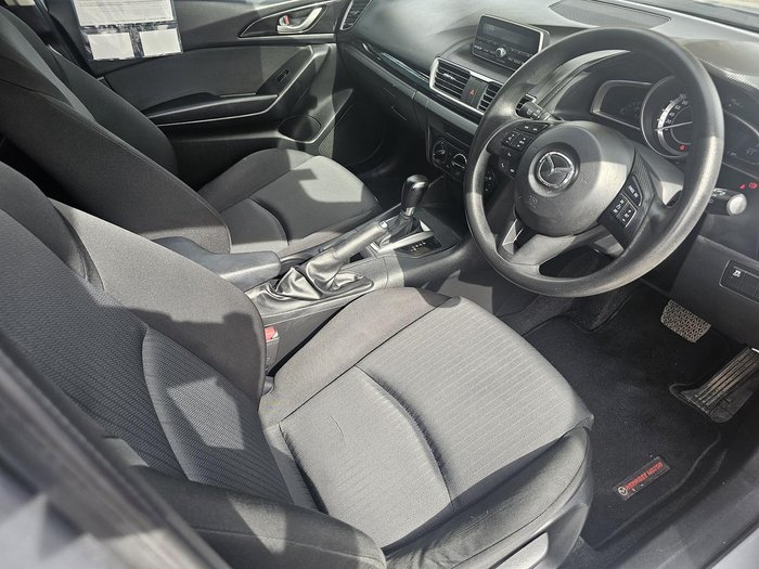 2014 Mazda 3 Neo