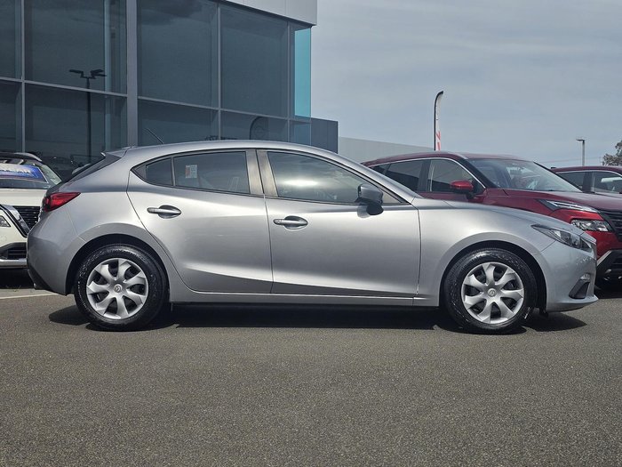 2014 Mazda 3 Neo