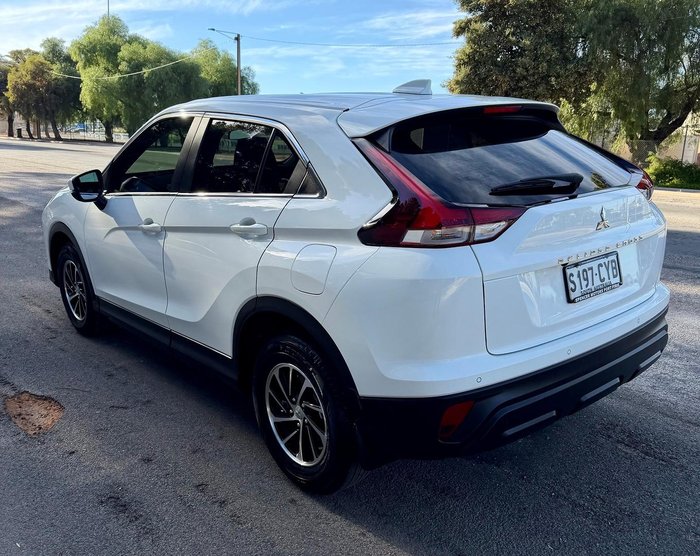 2023 Mitsubishi Eclipse Cross ES