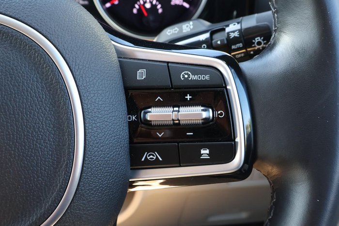 2022 Kia Carnival SLi