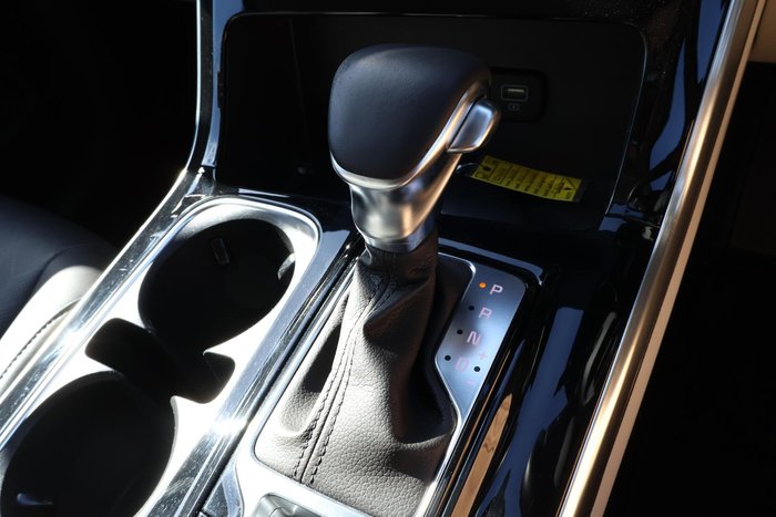 2022 Kia Carnival SLi