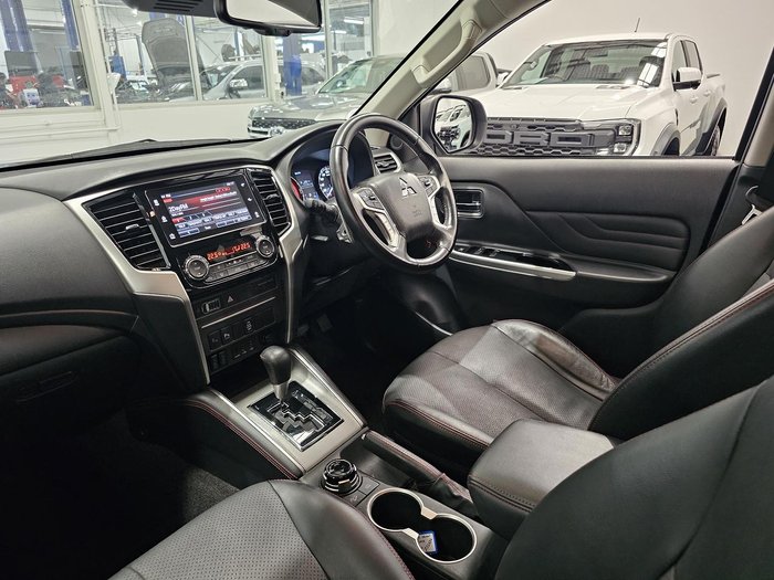 2022 Mitsubishi Triton GLS