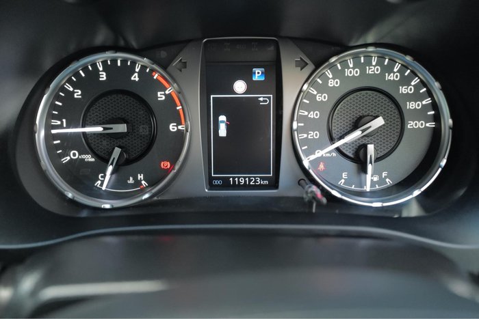 2021 Toyota Hilux SR