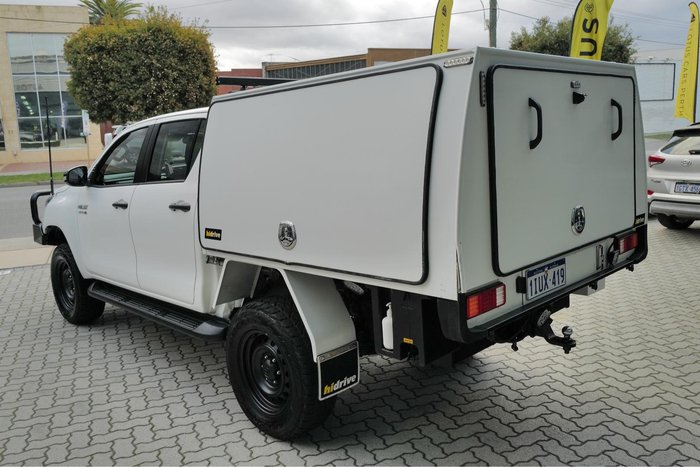 2021 Toyota Hilux SR