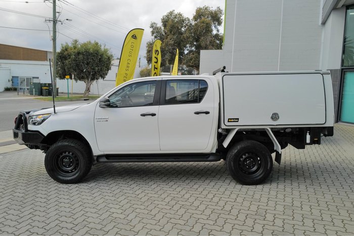 2021 Toyota Hilux SR