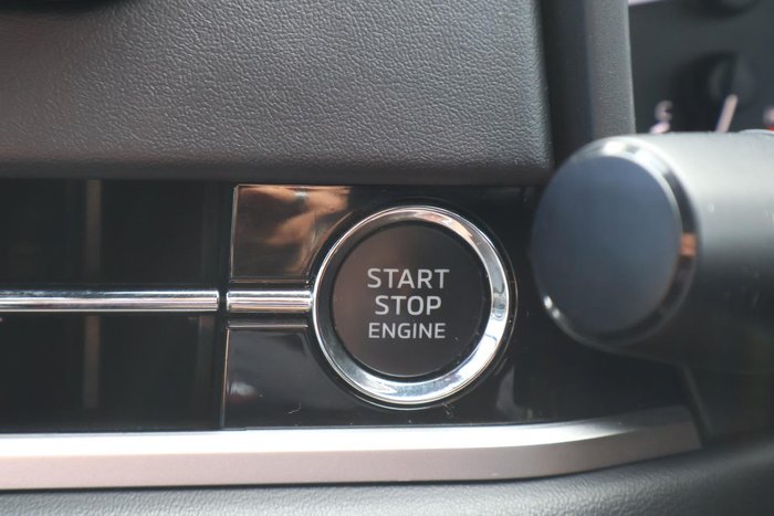 2023 Mitsubishi Outlander LS Black Edition