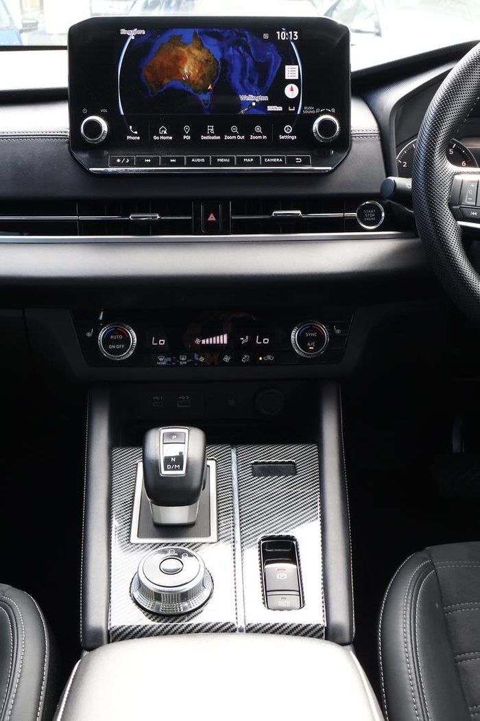 2023 Mitsubishi Outlander LS Black Edition