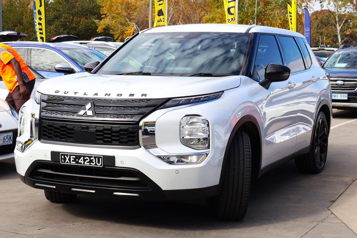 2023 Mitsubishi Outlander