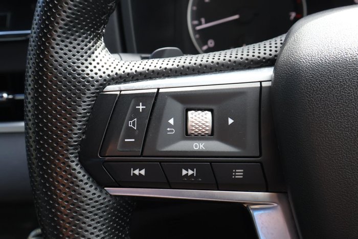 2023 Mitsubishi Outlander LS Black Edition