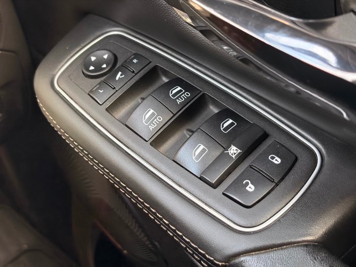 2022 RAM 1500 Laramie RamBox