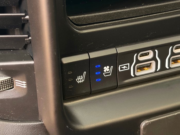 2022 RAM 1500 Laramie RamBox