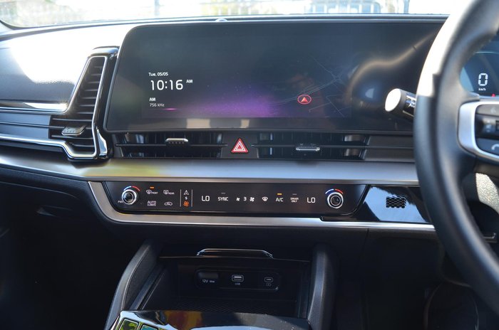 2025 Kia Sportage HEV SX