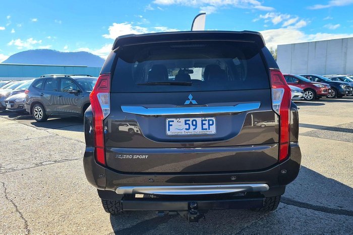 2016 Mitsubishi Pajero Sport GLS