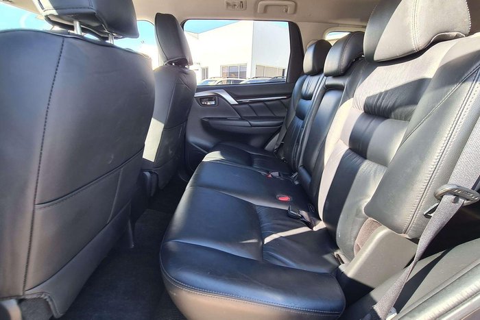 2016 Mitsubishi Pajero Sport GLS