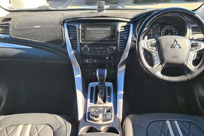 2016 Mitsubishi Pajero Sport GLS