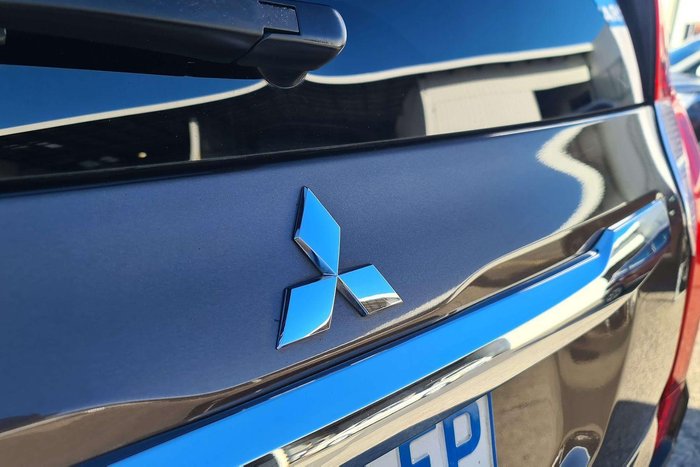 2016 Mitsubishi Pajero Sport GLS