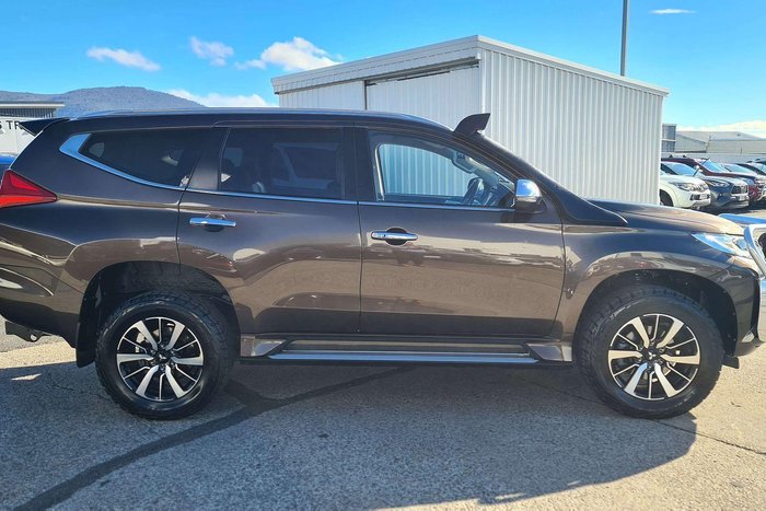 2016 Mitsubishi Pajero Sport GLS