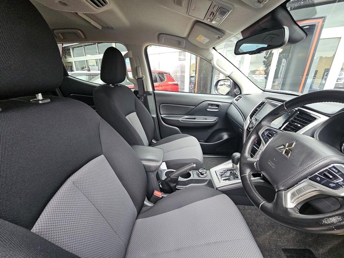 2023 Mitsubishi Triton GLX-R