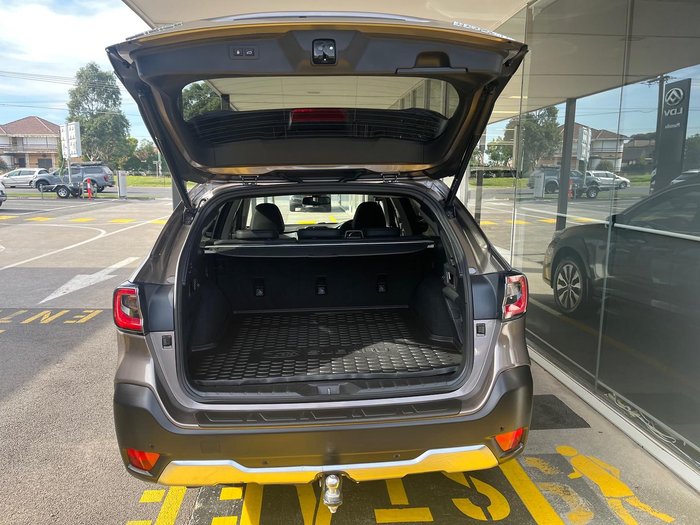 2023 Subaru Outback AWD Touring
