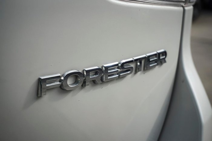 2022 Subaru Forester 2.5i