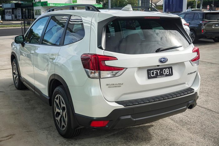 2022 Subaru Forester 2.5i