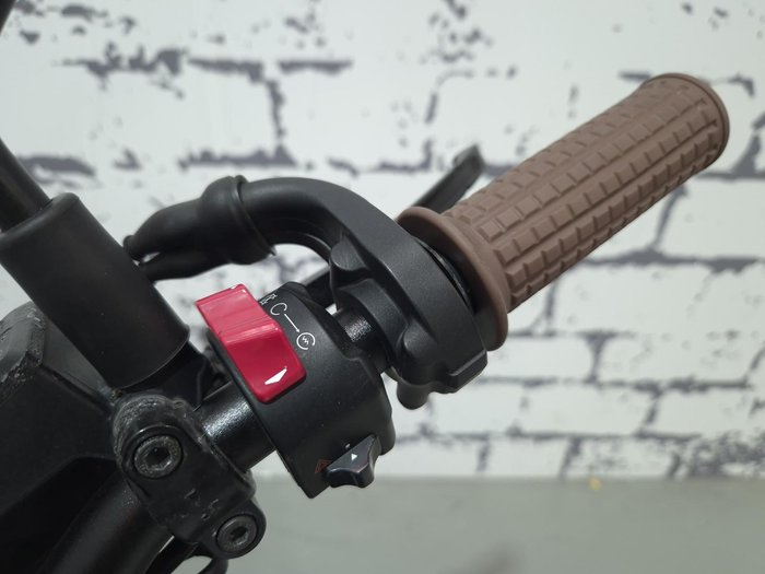 2019 Yamaha XSR700 (MTM660LA) XSR Silver