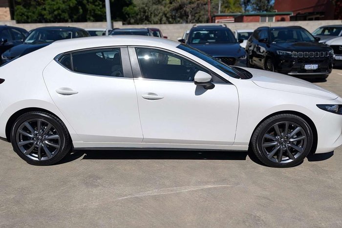 2025 Mazda 3 G20 Evolve