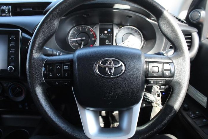 2021 Toyota Hilux SR