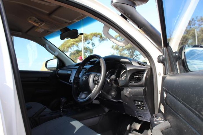 2021 Toyota Hilux SR