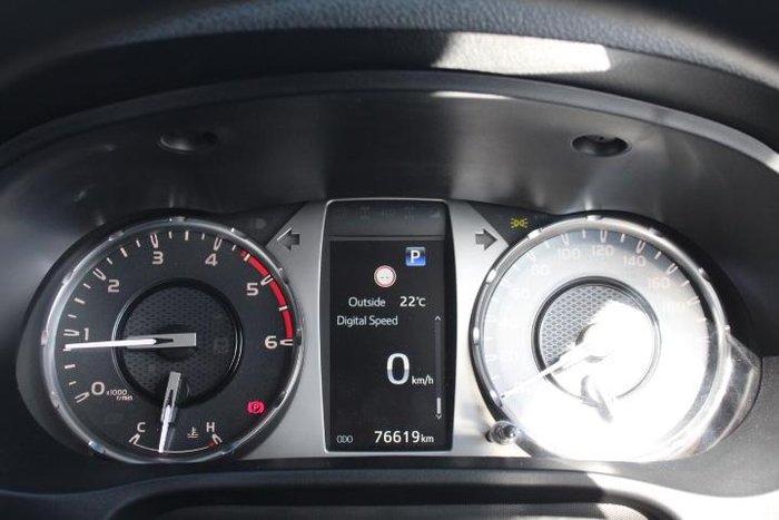 2021 Toyota Hilux SR