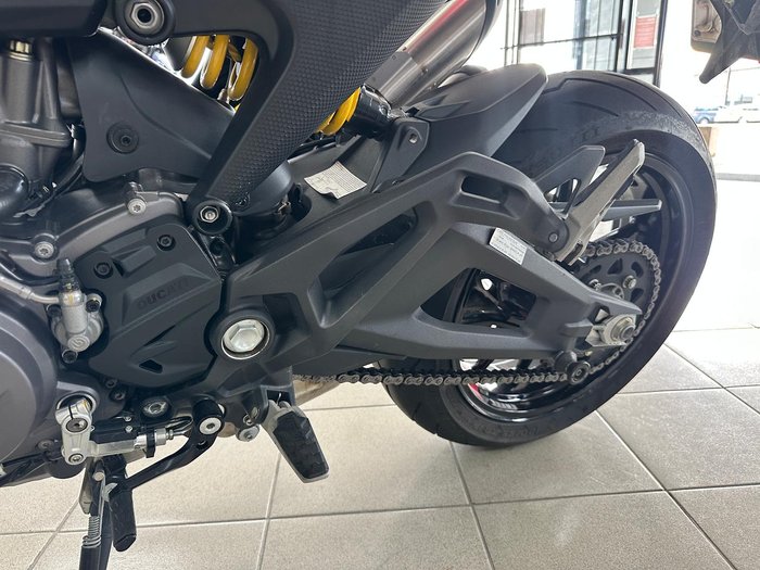 2022 Ducati Monster 937 Monster Red