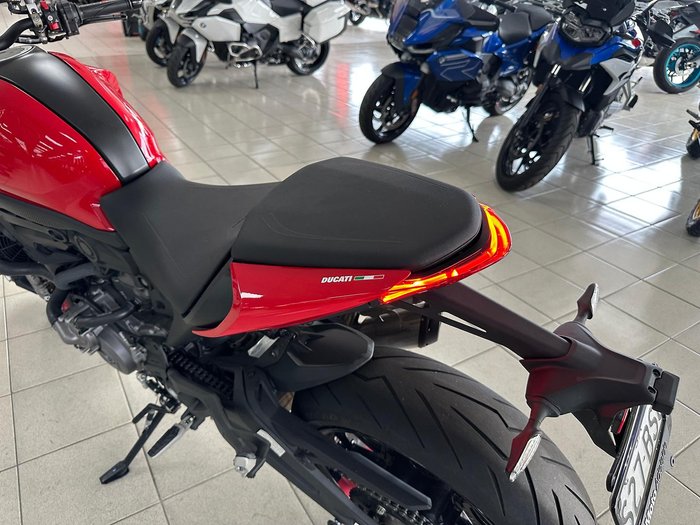 2022 Ducati Monster 937 Monster Red