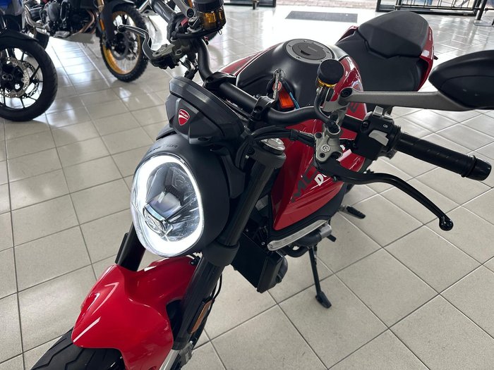 2022 Ducati Monster 937 Monster Red