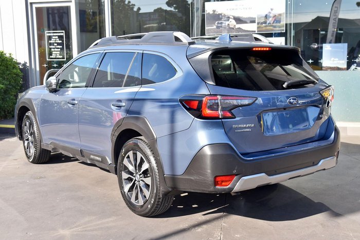 2023 Subaru Outback AWD Touring