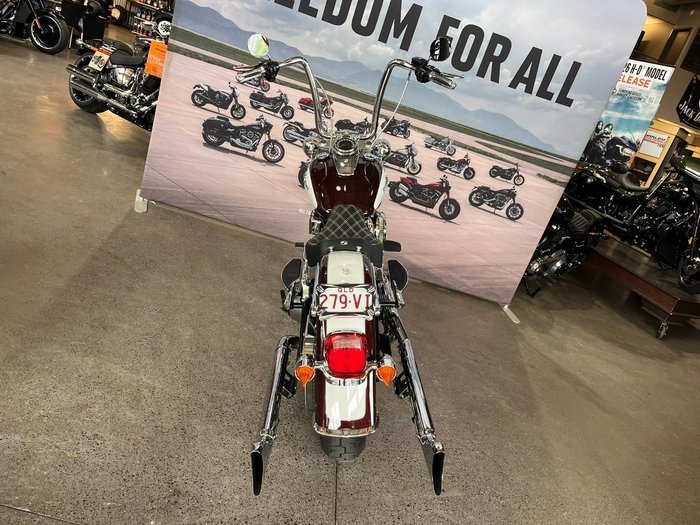 2021 HARLEY-DAVIDSON FLHC HERITAGE CLASSIC (107)
