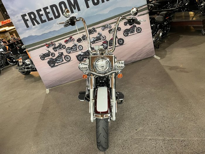 2021 HARLEY-DAVIDSON FLHC HERITAGE CLASSIC (107)